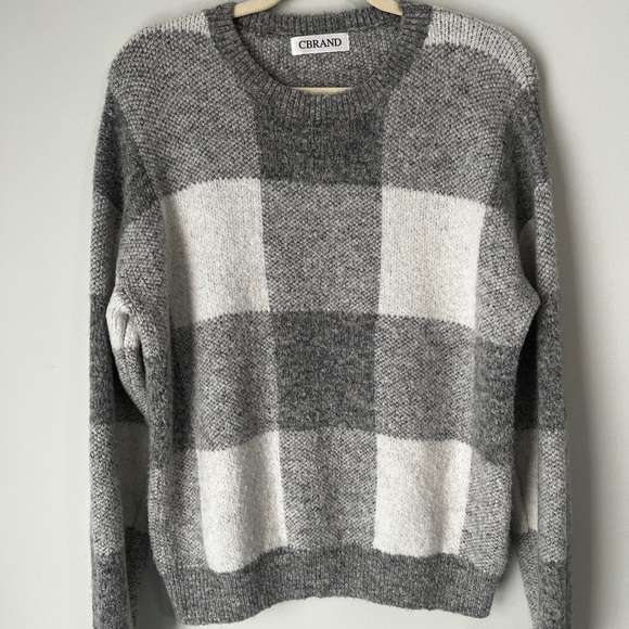 CBRAND Gray and White Plaid Women's Sweater - Picture 1 of 3